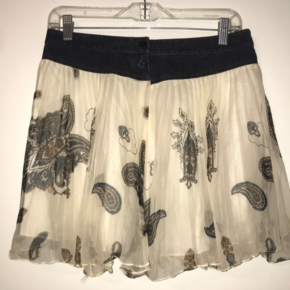 E by ECI Denim Yolk Pleated Skirt Sz Small - Picture 1 of 7